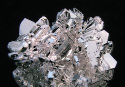 Magnesium crystals